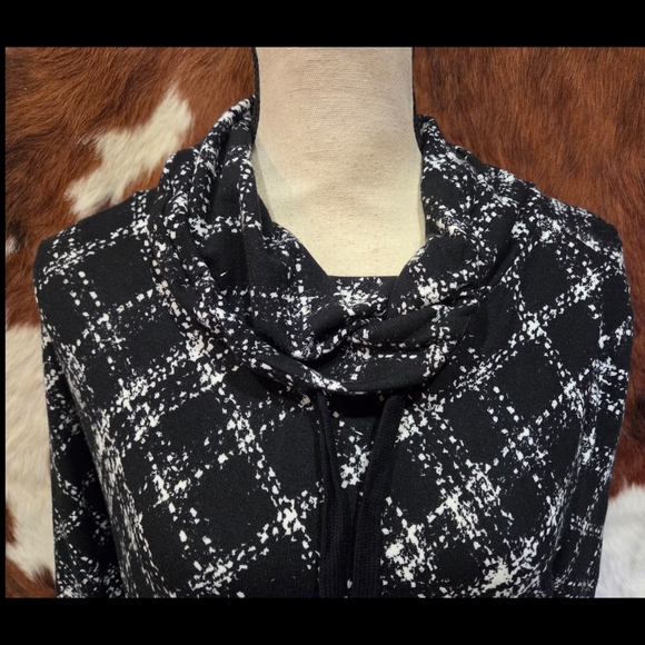 Robert Louis Monochrome Checkered Cowl Neck Dress - Picture 2 of 7